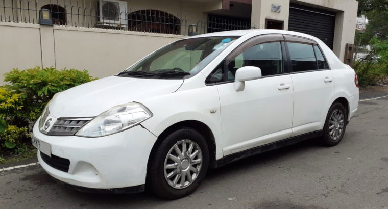 Nissan Tiida 2008