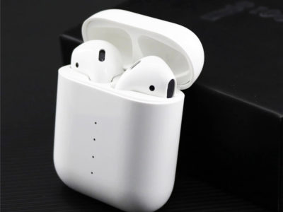 i100 Tws Pop-Up Earbuds