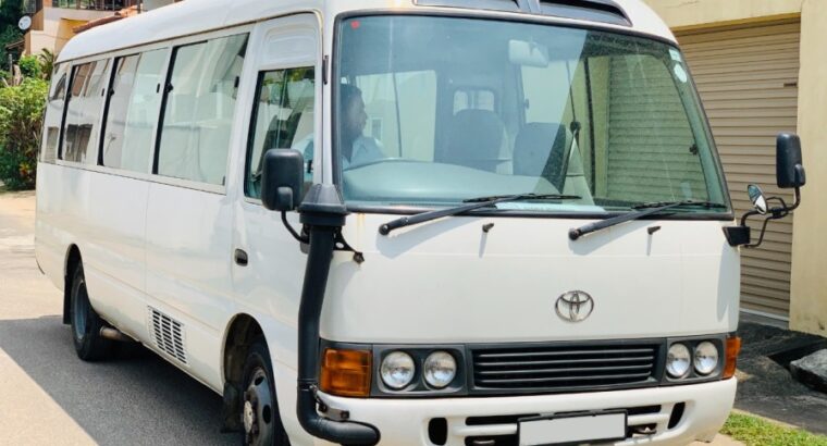 Toyota Coaster 2009