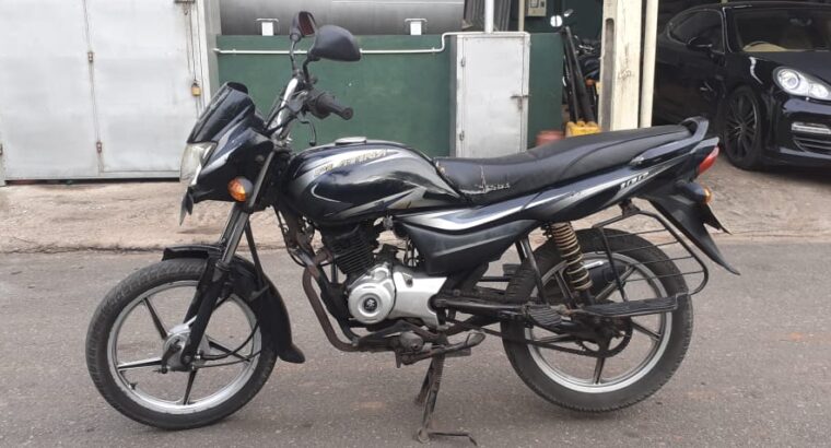 Bajaj Platina 2017 Motorbike