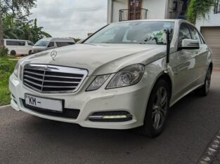 Mercedes-Benz E200 2010